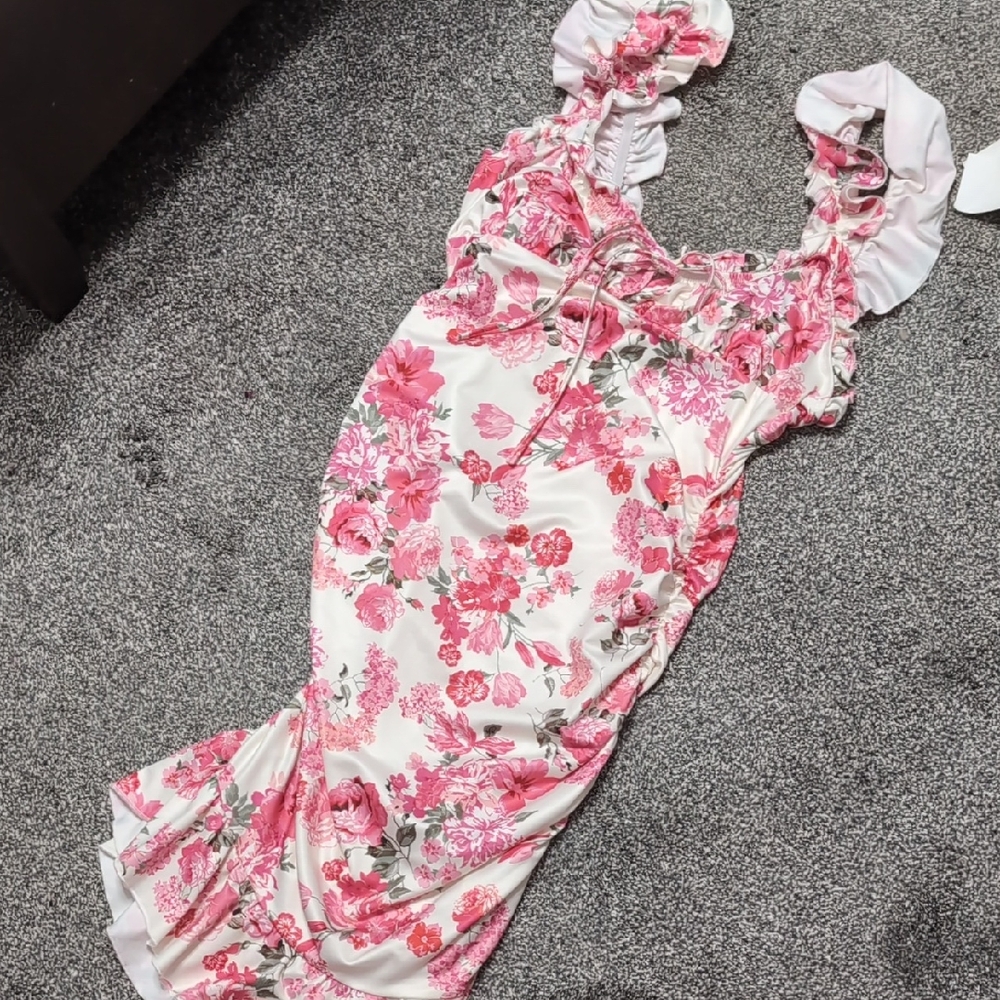 SHEIN Pink and White Floral Dress